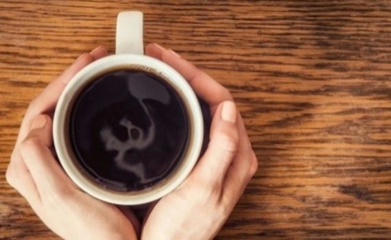 Thé vert vs. Café quelle boisson est la plus riche en caféine